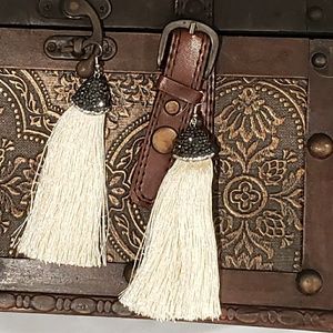 Bohemian Earrings Clear with Grey Stones